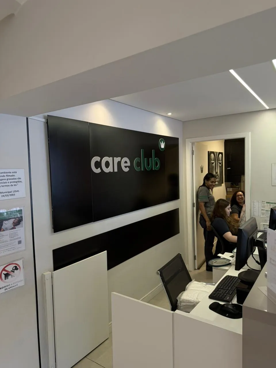 Recepção moderna da clínica